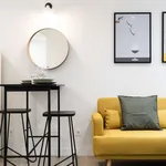 Rent 1 bedroom apartment of 35 m² in madrid