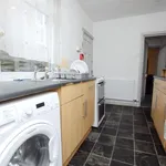 Rent 3 bedroom flat in West Midlands