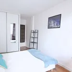 Rent a room in paris