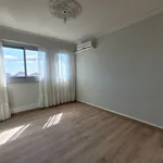 Appartement de 86 m² avec 4 chambre(s) en location à Poitiers