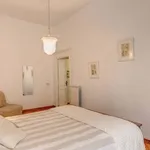 Rent 7 bedroom apartment of 140 m² in Rome