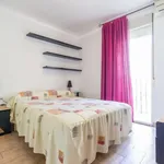 Rent 4 bedroom apartment in Valencia