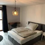 Miete 4 Schlafzimmer wohnung in Munich