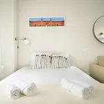 Rent 2 bedroom apartment of 30 m² in Madrid