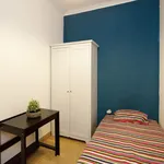 Rent 6 bedroom apartment in Barcelona