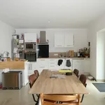 Maison de 92 m² avec 4 chambre(s) en location à GEVEZET