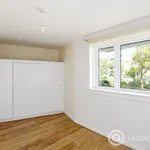 Rent 2 bedroom apartment in Edinburgh