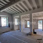 Rent 5 bedroom house of 152 m² in Florence