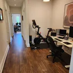 Rent 6 bedroom house of 102 m² in Toronto