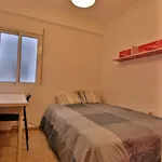 Rent 4 bedroom apartment in Valencia