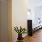 Rent a room of 100 m² in berlin