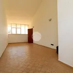 Rent 5 bedroom house of 170 m² in Fara in Sabina