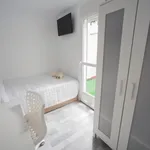 Rent 5 bedroom apartment in Valencia