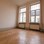 Huur 1 slaapkamer appartement van 90 m² in Antwerpen