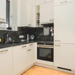 Rent 4 bedroom apartment of 50 m² in Vienna