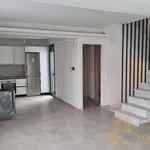 Ενοικίαση 3 υπνοδωμάτιο σπίτι από 180 m² σε Vari Municipal Unit