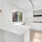 Rent 5 bedroom house in Bundoora