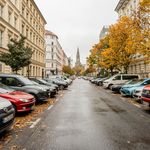 Rent 1 bedroom apartment of 45 m² in Berlin