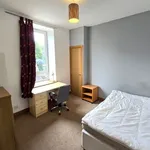 Rent 4 bedroom flat in Scotland