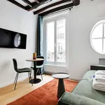 Rent 1 bedroom apartment of 16 m² in Paris