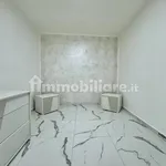 Affitto 2 camera appartamento di 65 m² in Naples