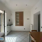 Affitto 2 camera appartamento di 60 m² in Naples