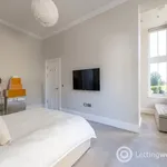 Rent 3 bedroom flat in Olney