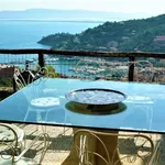 Rent 5 bedroom house of 250 m² in Monte Argentario