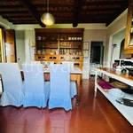 Rent 8 bedroom house of 400 m² in Impruneta