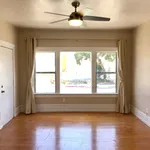 Rent 1 bedroom apartment of 600 m² in San Diego