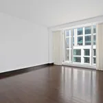 Rent 2 bedroom apartment of 152 m² in New York