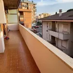 Rent 3 bedroom apartment of 65 m² in Roma