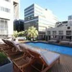 Rent 2 bedroom apartment of 80 m² in Cape Town