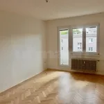 Pronajměte si 3 ložnic/e byt o rozloze 52 m² v Prague