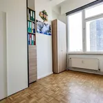 Rent 3 bedroom apartment in Brussels