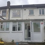 Rent 4 bedroom house in South East England