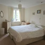 Flat to rent in Oyster Lane, Byfleet, West Byfleet KT14