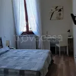 Affitto 4 camera appartamento di 73 m² in Firenze