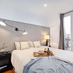 Appartement de 70 m² avec 4 chambre(s) en location à Paris