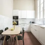 Rent 12 bedroom apartment in Barcelona