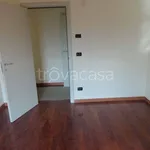 Rent 4 bedroom apartment of 100 m² in Bari