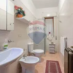 4-room flat via Giacomo Puccini 17, Centro, Gravina di Catania