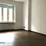 Rent 3 bedroom apartment of 93 m² in Turin