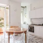 Rent 1 bedroom apartment of 50 m² in milan