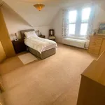 Rent 3 bedroom flat in Scotland