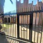 Rent 4 bedroom apartment in Polokwane