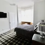 Rent 6 bedroom house in Aberdeen