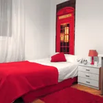 Rent 3 bedroom apartment in Madrid