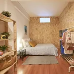 Rent a room in lisbon