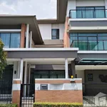 Rent 5 bedroom house of 693 m² in Bangkok